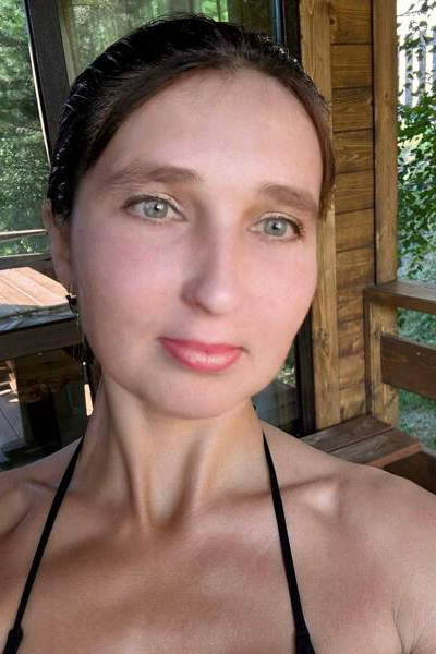 Glamorous Presence: Olga, 40 y.o. from Chisinau, Moldova — VeronikaLove