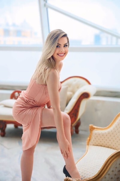 Enchanting Charisma: Alina, 32 y.o. from Odesa, Ukraine — VeronikaLove