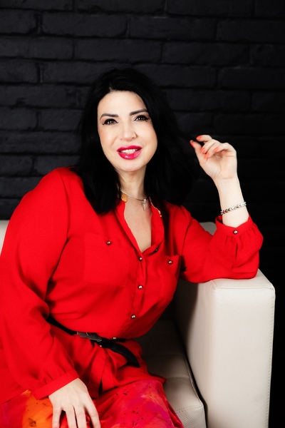 Charming Radiance: Rena, 55 y.o. from Vinnytsia, Ukraine — VeronikaLove