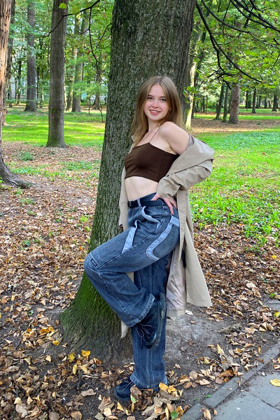 Dazzling Yaroslava, 22 y.o. from Zaporizhzhia, Ukraine with Light-brown hair — VeronikaLove