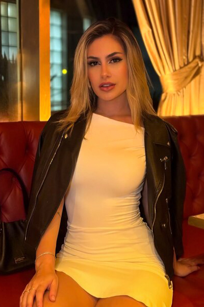 Mystical Presence: Tiffany Martins, 26 y.o. from Florida, United States — VeronikaLove