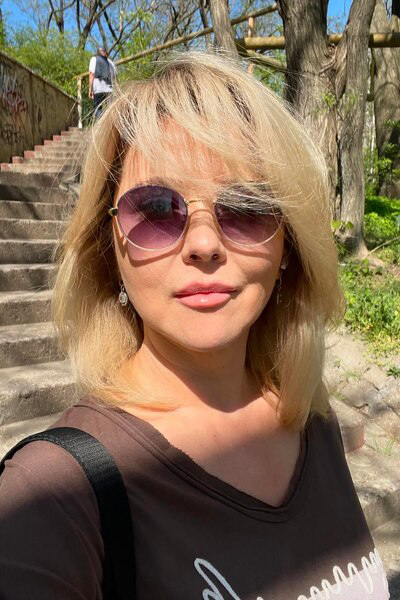 Enchanting Svitlana, 55 y.o. from Kyiv, Ukraine with Blonde hair — VeronikaLove