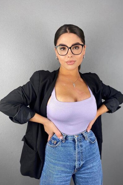 Graceful Radiance: Viorica, 28 y.o. from Chisinau, Moldova — VeronikaLove