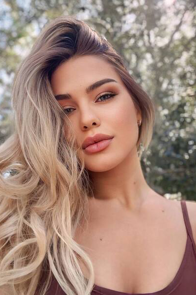 Radiant Allure: Veronica, 28 y.o. from Chisinau, Moldova — VeronikaLove