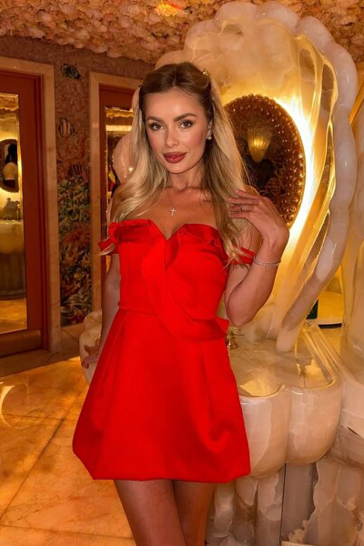 Mystical Presence: Maria, 34 y.o. from Kyiv, Ukraine — VeronikaLove