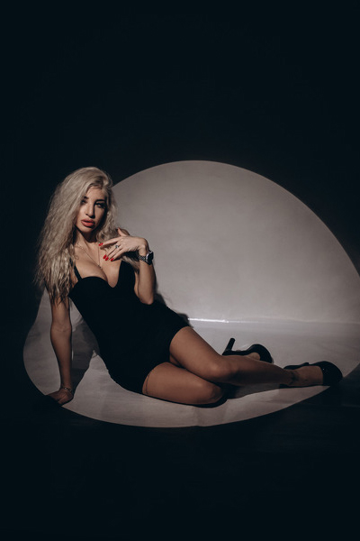 Ethereal Charm: Anjela, 31 y.o. from Odesa, Ukraine — VeronikaLove