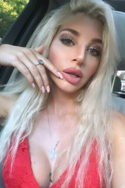 Ethereal Charm: Anjela, 31 y.o. from Odesa, Ukraine — VeronikaLove