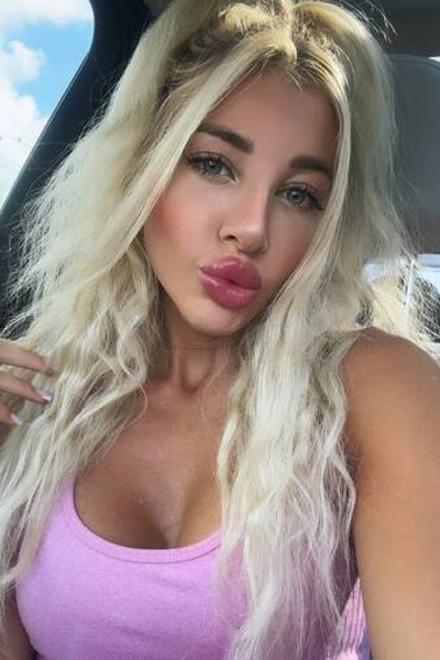 Ethereal Charm: Anjela, 31 y.o. from Odesa, Ukraine — VeronikaLove