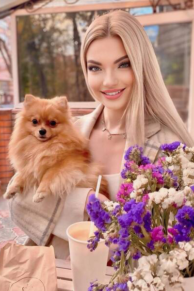 Captivating Elegance: Katerina, 22 y.o. from Odesa, Ukraine — VeronikaLove