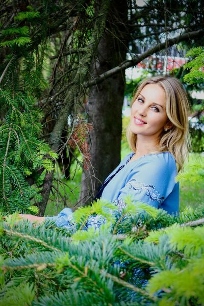 Angelic Grace: Lyudmila, 42 y.o. from Rivne, Ukraine — VeronikaLove