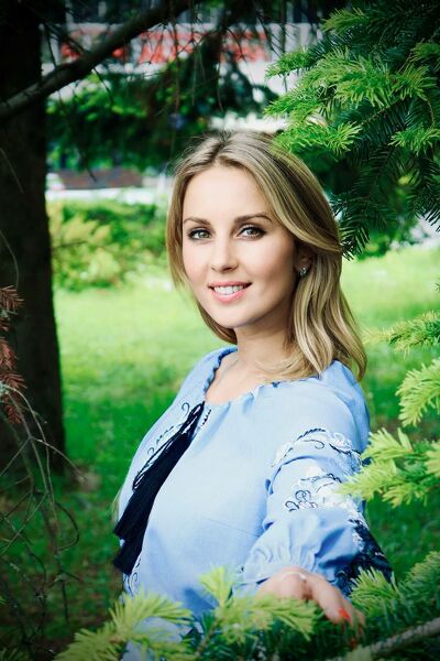 Angelic Grace: Lyudmila, 42 y.o. from Rivne, Ukraine — VeronikaLove