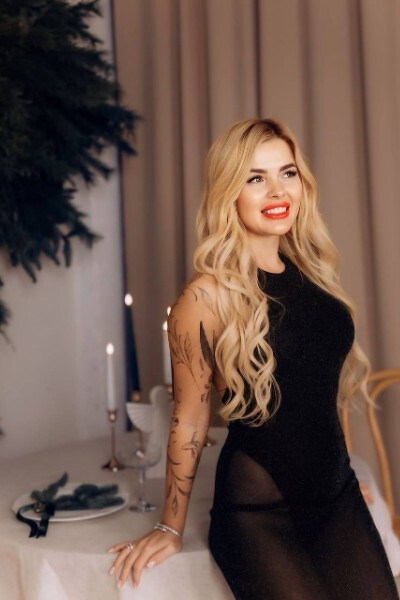Enchanting Charisma: Alina, 35 y.o. from Vinnytsia, Ukraine — VeronikaLove