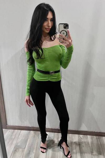 Alluring Anna, 38 y.o. from Kharkiv, Ukraine with Black hair — VeronikaLove