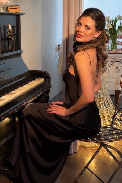 Captivating Gaze: Marina, 31 y.o. from Poltava, Ukraine — VeronikaLove