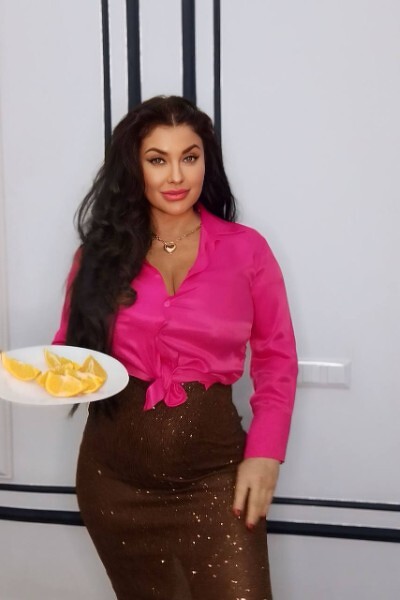 Mystical Allure: Lesia, 47 y.o. from Kyiv, Ukraine — VeronikaLove