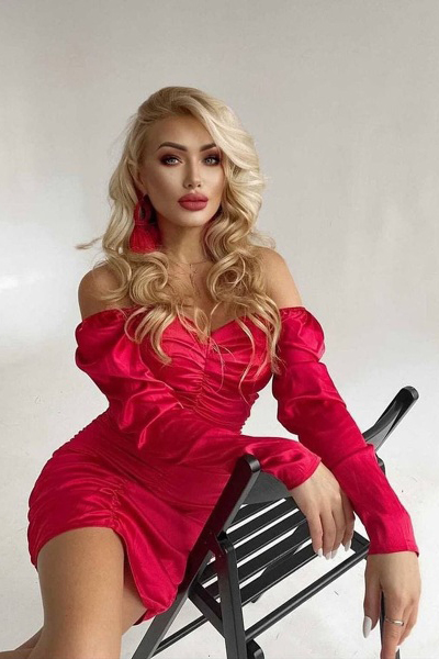 Captivating Elegance: Tatiana, 50 y.o. from Lviv, Ukraine — VeronikaLove