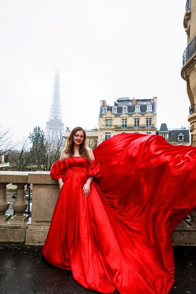 Graceful Allure: Viktoria, 25 y.o. from Bordeaux, France — VeronikaLove