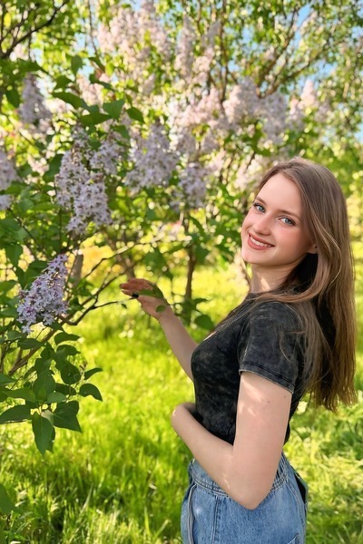 Radiant Allure: Alina, 22 y.o. from Bila Tserkva, Ukraine — VeronikaLove