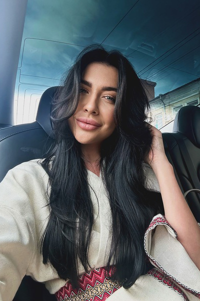 Charming Oksana, 27 y.o. from Kharkiv, Ukraine with Black hair — VeronikaLove