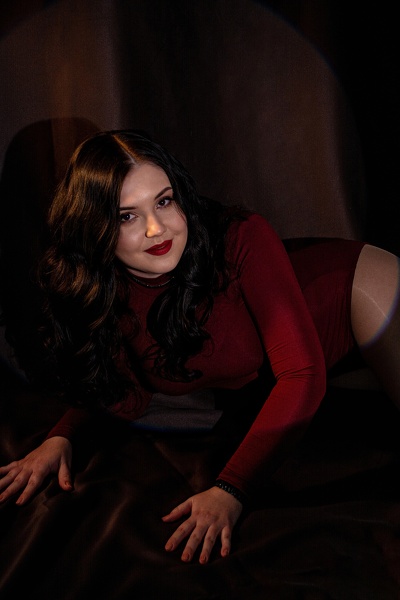 Graceful Charm: Yulia, 33 y.o. from Kharkiv, Ukraine — VeronikaLove