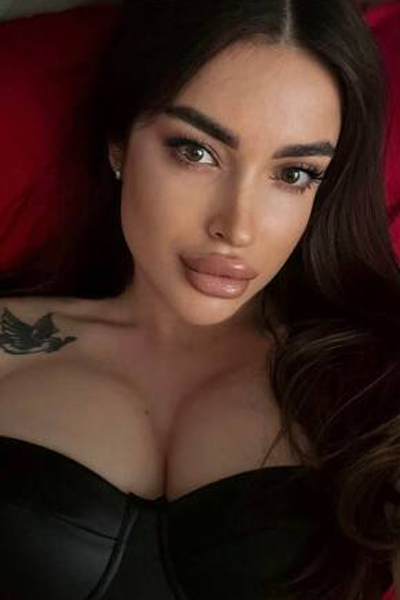 Angelic Grace: Alena, 28 y.o. from Kyiv, Ukraine — VeronikaLove