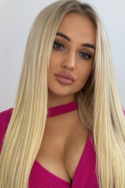 Radiant Charm: Ivanna, 28 y.o. from Ivano-Frankivsk, Ukraine — VeronikaLove