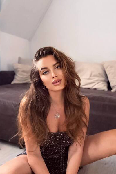 Enthralling Mystery: Inna, 33 y.o. from Warszawa, Poland — VeronikaLove