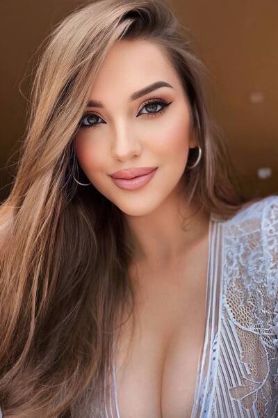 Vivacious Vision: Anjelika, 25 y.o. from Dnipro, Ukraine — VeronikaLove