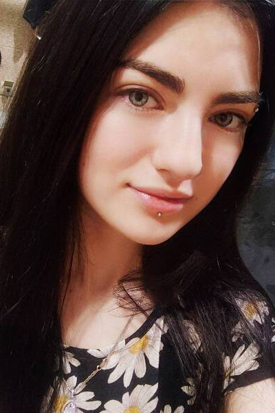 Whimsical Wonder: Anna, 21 y.o. from Lviv, Ukraine — VeronikaLove