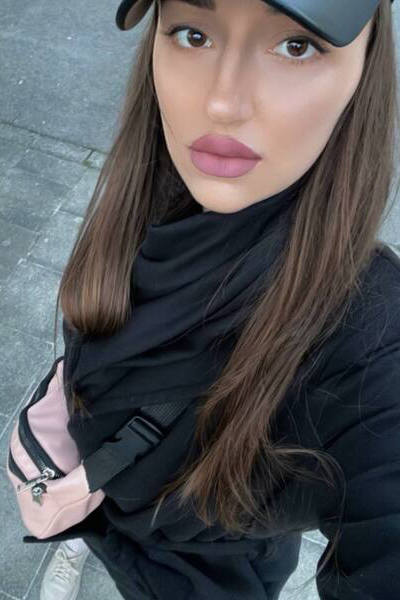 Enchanting Charisma: Elena, 31 y.o. from Kherson, Ukraine — VeronikaLove