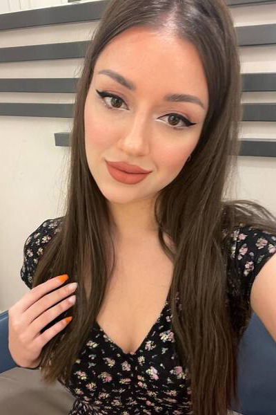 Enchanting Charisma: Elena, 31 y.o. from Kherson, Ukraine — VeronikaLove