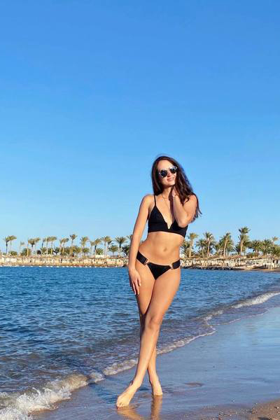 Dazzling Aura: Elena, 28 y.o. from Kherson, Ukraine — VeronikaLove