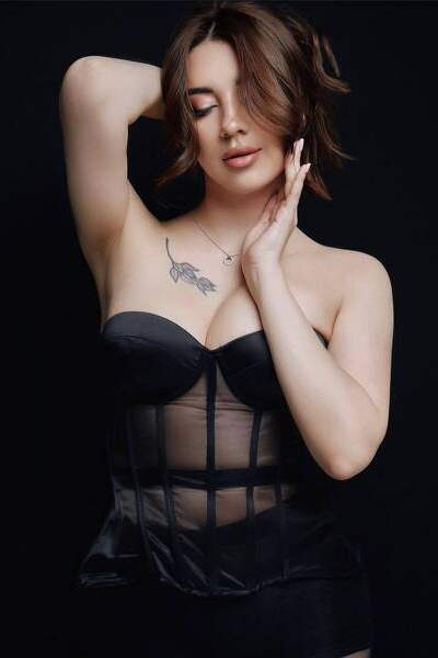 Graceful Charm: Diana, 24 y.o. from Dnipro, Ukraine — VeronikaLove