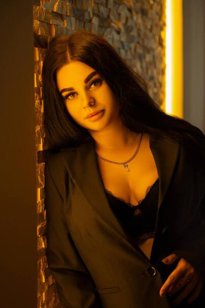 Radiant Charm: Maria, 28 y.o. from Kyiv, Ukraine — VeronikaLove