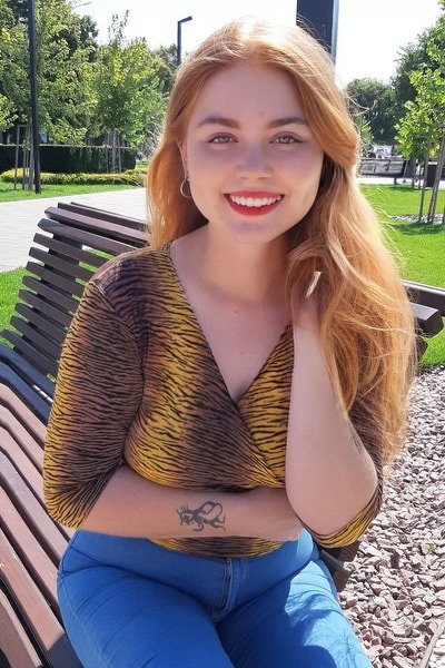 Captivating Elegance: Alina, 25 y.o. from Cherkasy, Ukraine — VeronikaLove
