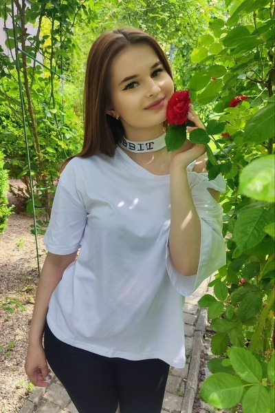 Ethereal Elegance: Evgeniya, 22 y.o. from Cherkasy, Ukraine — VeronikaLove