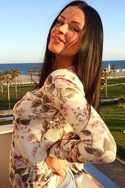 Ethereal Ekaterina, 32 y.o. from Kyiv, Ukraine with Black hair — VeronikaLove