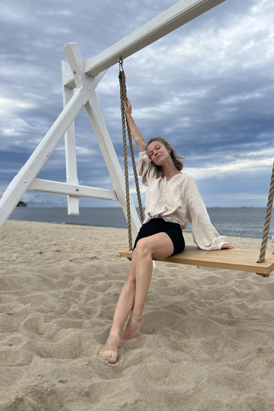 Graceful Presence: Elena, 27 y.o. from Odesa, Ukraine — VeronikaLove