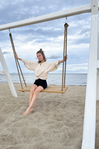 Graceful Presence: Elena, 27 y.o. from Odesa, Ukraine — VeronikaLove