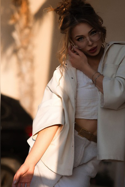Magnetic Charm: Natalia, 23 y.o. from Dnipro, Ukraine — VeronikaLove