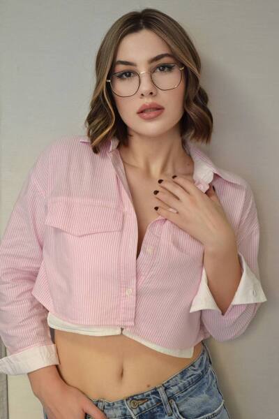 Captivating Elegance: Antonina, 30 y.o. from Kyiv, Ukraine — VeronikaLove