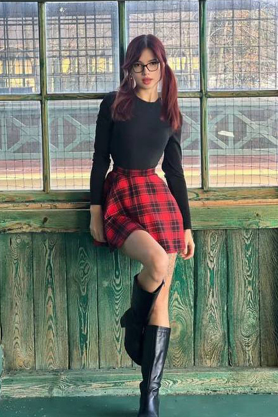 Lovely Olga, 26 y.o. from Chernihiv, Ukraine with Brown hair — VeronikaLove