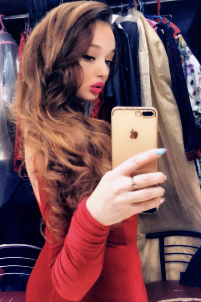 Mystical Presence: Marianna, 40 y.o. from Kyiv, Ukraine — VeronikaLove
