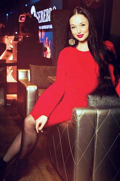 Mystical Presence: Marianna, 40 y.o. from Kyiv, Ukraine — VeronikaLove