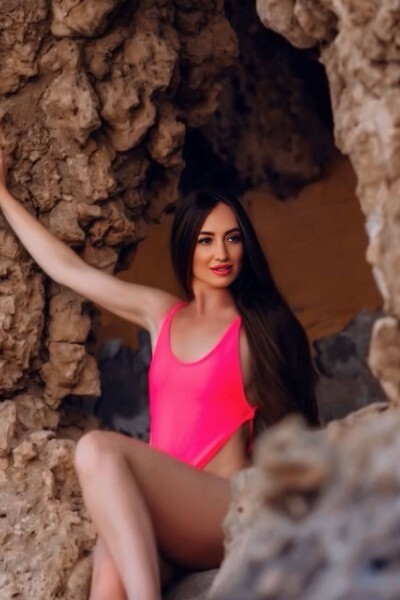Ethereal Beauty: Olena, 39 y.o. from Kharkiv region, Ukraine — VeronikaLove