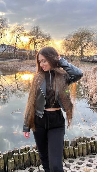 Ethereal Beauty: Olena, 38 y.o. from Kharkiv region, Ukraine — VeronikaLove
