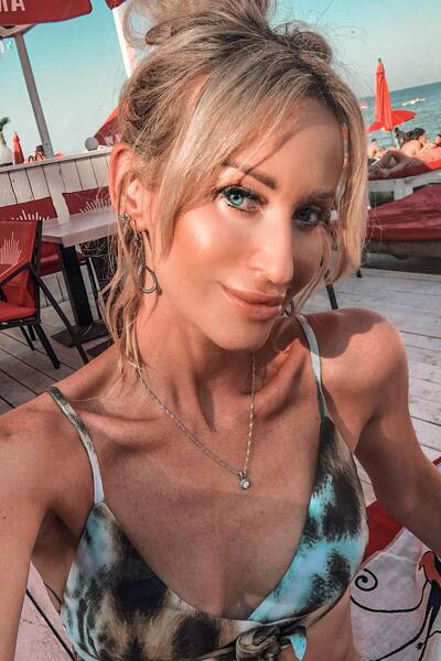 Radiant Beauty: Katerina, 43 y.o. from Odesa, Ukraine — VeronikaLove