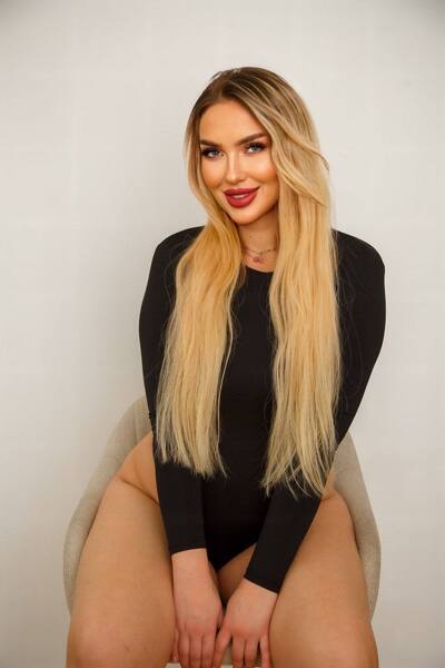 Captivating Anna, 34 y.o. from K'alak'i T'bilisi, Georgia with Blonde hair — VeronikaLove