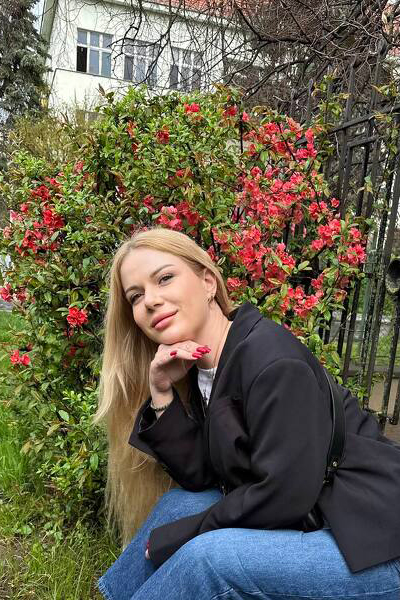 Serene Kseniya, 38 y.o. from Lviv, Ukraine with Blonde hair — VeronikaLove