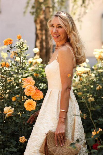 Radiant Allure: Liudmila, 51 y.o. from Vienna, Austria — VeronikaLove